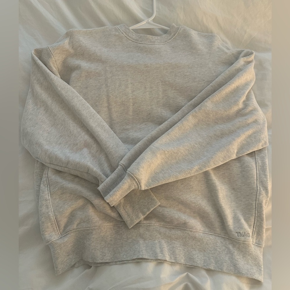 Aritzia TNA Heather Gray Crewneck